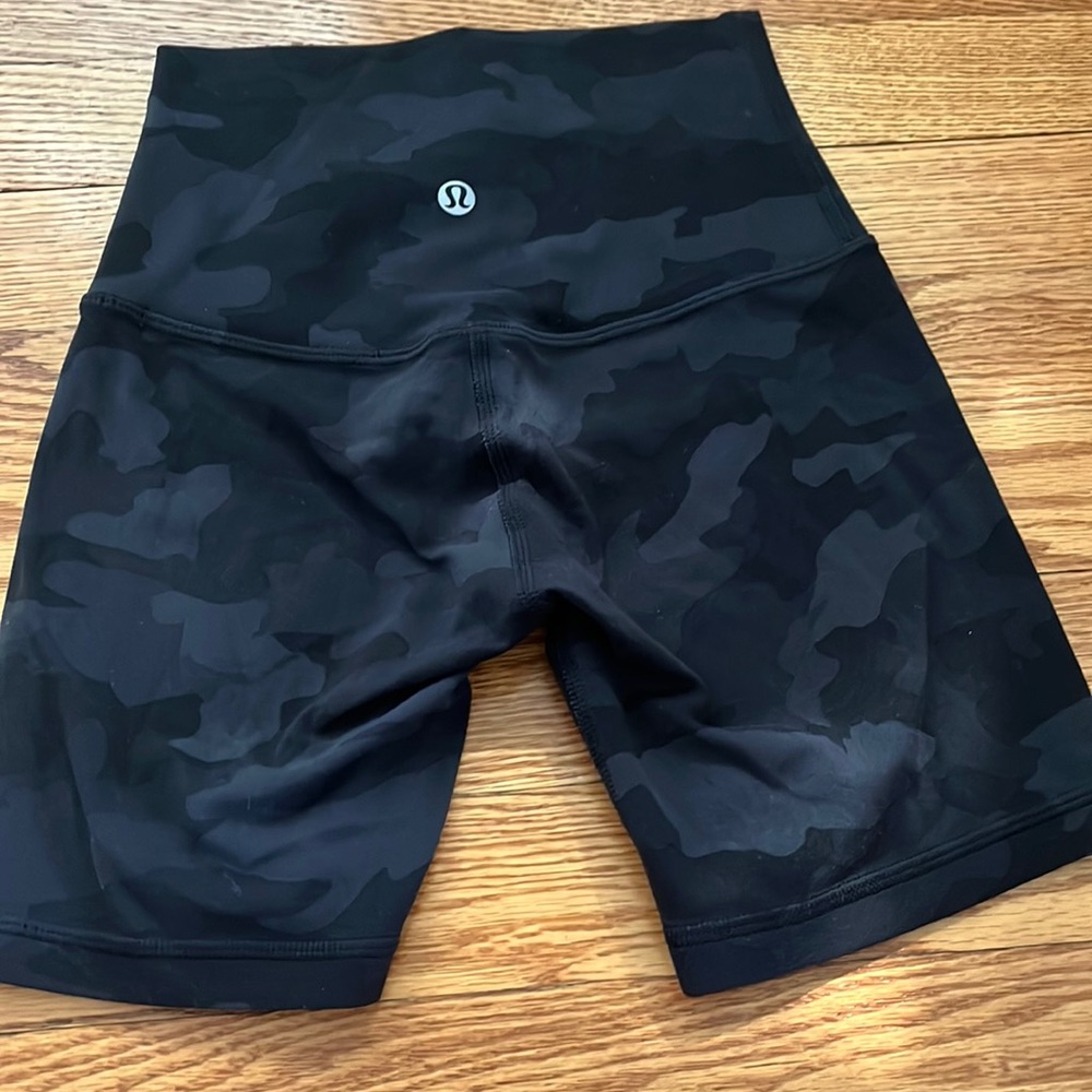 LULULEMON Wunder Train High-Rise Short 4” *Online Only CAMO
